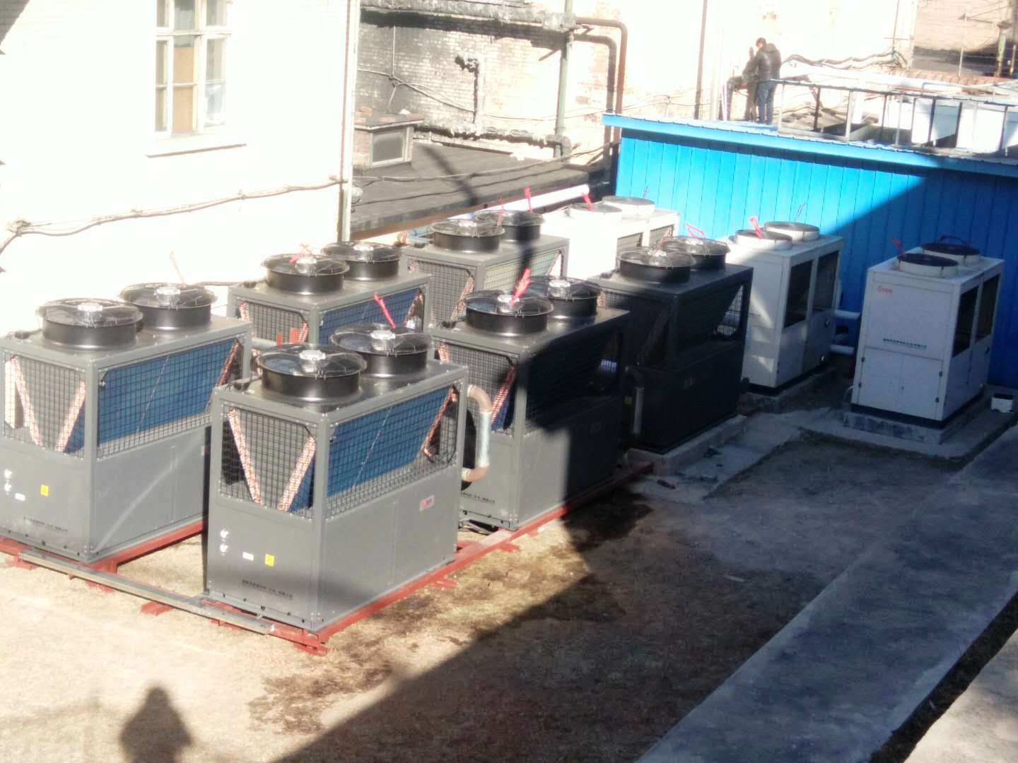 北京大臺煤礦空氣熱泵熱泵熱水器工程實(shí)拍 北京大臺煤礦空氣熱泵熱泵熱水器工程實(shí)拍